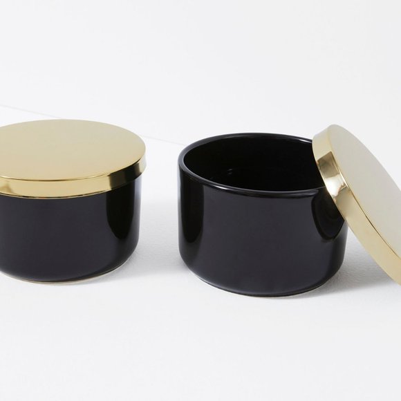 Z Gallerie Accents Z Gallerie Storage Duo Set Of 2 Ceramic Canisters Gold Lids 25x4 In 84oz